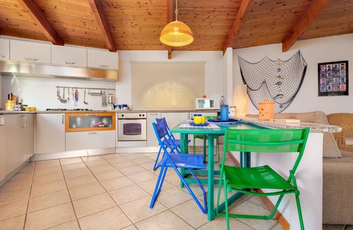 Pittulongu House | Holiday Home 'Margherita' with Terrace, Garden & Air Conditioning