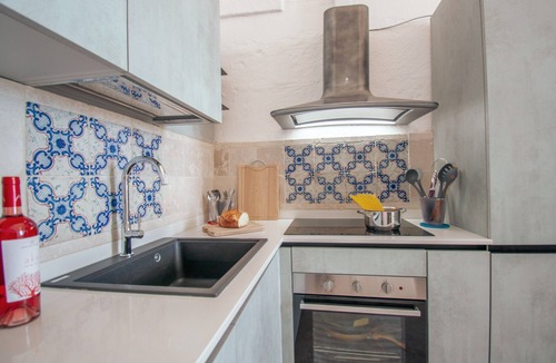Manduria House | Holiday Home "Masseria La Scalella - Fortificato" with Sea View, Terrace & Wi-Fi