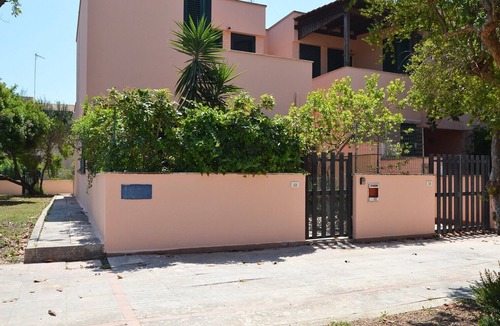 Torre dell'Orso House | Holiday Home 'Pt56 Villetta for 6 Pax Air Conditioning'