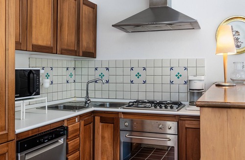 Pula House | Holiday Home 'Villa Aquila Alta' with Sea View, Wi-Fi and Air Conditioning