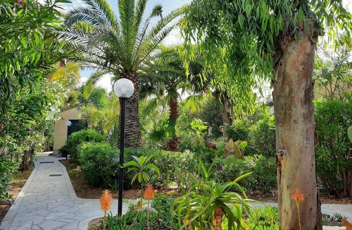 Marina di Modica House | Holiday House in Marina Di Modica with Large Terrace