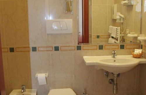 Bari City Centre Hotel | Hotel Adria