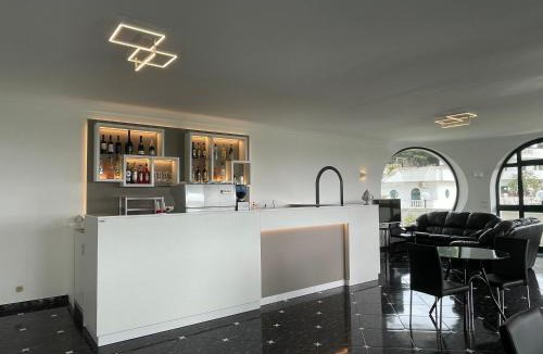 Cisternino Hotel | Hotel Falco D'oro