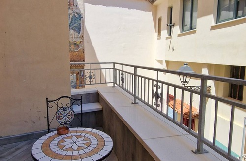 Diamante Apartment | Il Campanaro: Experience la Dolce Vita in the heart of Diamante