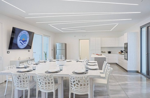 Ugento Villa | Independent Villa with Pool, Sea View, Wi-Fi, and Air Conditioning