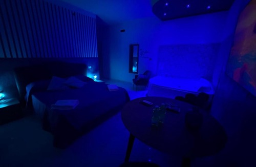Acerra House | Infinity Suite