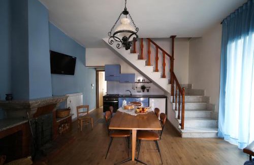 Brienza House | La Casa Del Borgo