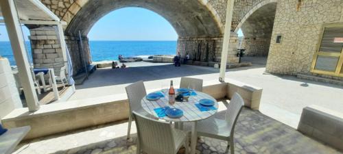 Santa Maria di Leuca House | La casa in riva al mare by LoveSud