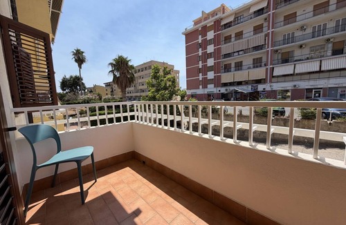 Paola Apartment | La Maison - Creta superior apartment near the sea