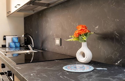 Paola Apartment | La Maison Mikonos - superior apartment near the sea