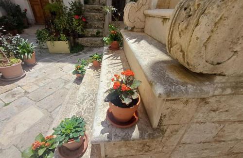 Centro Storico House | La Scalinata