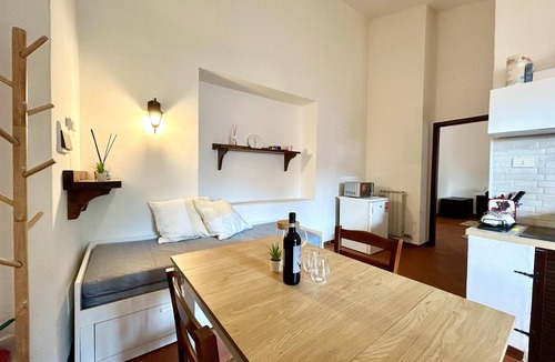 Montepiano Apartment | La Via degli Dei Apartment, Futa Pass