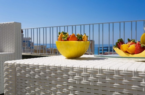 Il Monte Apartment | LAST MINUTE DEAL - SEA FRONT PENTHOUSE GALLIPOLI SALENTO WITH 250SQM TERRACE