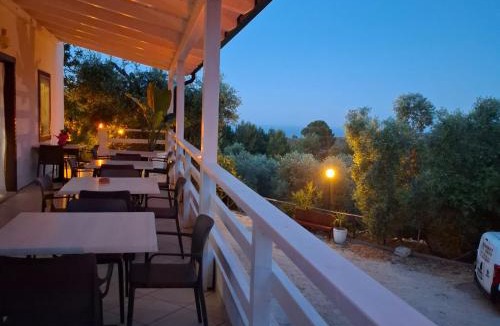 Peschici Apartment | Le Carrube Rooms