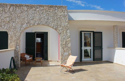 Marina di Mancaversa House | Lido lace cottage