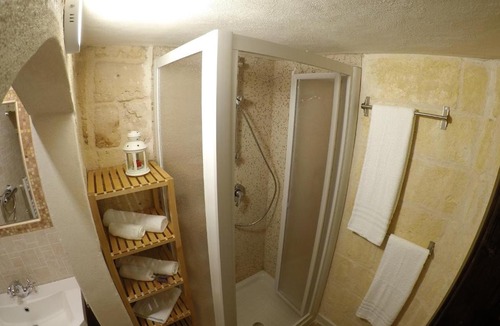 Centro Storico Apartment | Locazione breve Nautilus - Antica dimora indipendente con patio