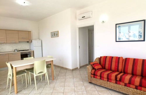 Torre Vado Apartment | Lovely apartment for 8 people with A/C, TV, balcony and pets allowed