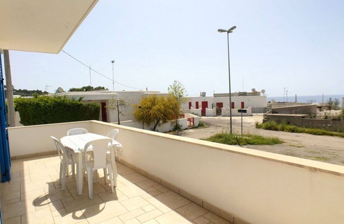 Torre Vado Apartment | Lovely apartment for 8 people with A/C, TV, balcony and pets allowed