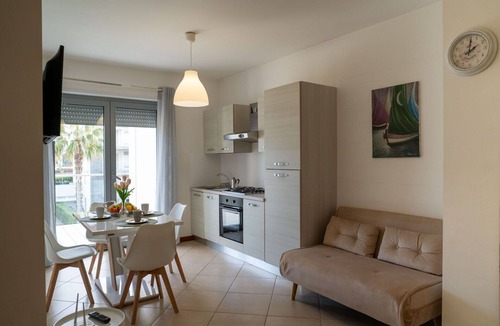 Silvi Marina Apartment | Lovely apartment for 4 people with pool, A/C, WIFI, TV, terrace and pets allowed