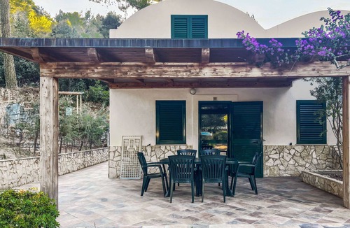 Peschici Apartment | Lovely apartment for 5 guests with A/C, TV and terrace