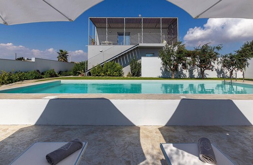 Santa Maria del Focallo Apartment | Lovely apartment in Ispica -RG- with WiFi