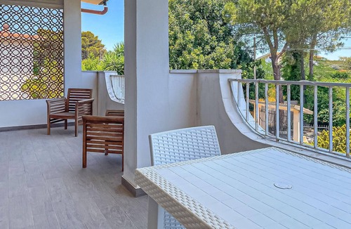 Monti D'arena-Bosco Caggione Apartment | Lovely apartment in Pulsano with WiFi