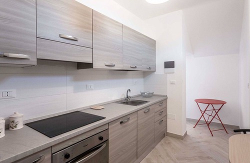 Marina di Pescoluse House | Lovely apartment in villa for 4 guests with A/C, TV and patio