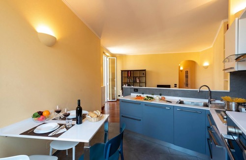 Foce Apartment | Lovely Apartment with Balcony Via Nizza, Genova, Italy