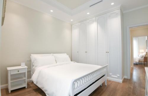 Bari City Centre Apartment | Maison Murat Elegant City Stay