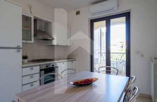 Pineto Apartment | Micaene D06 - Argo - Four-room apartment with balcony