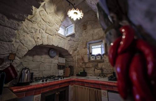 L'Assunta Apartment | Nice apartment for 4 guests with A/C, WIFI, pool and TV, close to Alberobello