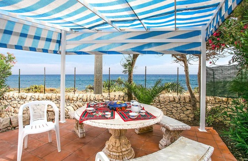 Marina di Modica House | Nice home in Modica with private swimming pool, can be inside or outside