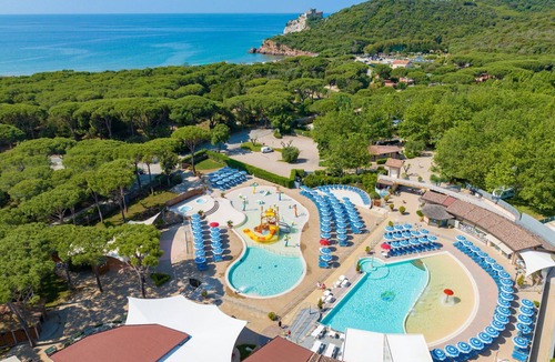 Le Rocchette House | Nice apartment in villa for 6 guests with WIFI, pool, A/C, TV and terrace