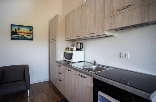 Montecchia di Crosara Apartment | Oliver House: Valley View Apt· Near Verona&Vicenza