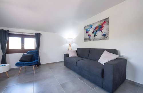 Orosei Apartment | Orosei [barrosu] air-conditioned studio apartment with free Wi-Fi