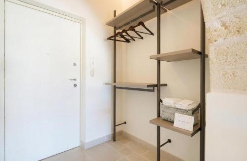 Torre a Mare Apartment | Palazzo della Torre 205 – Cozy Sea View Suite