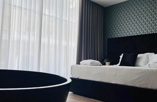 Bari City Centre Hotel | Palazzo Gatto Bianco