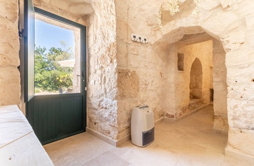Ceglie Messapica Villa | Pet-Friendly Villa Carsica with Terraces & Wi-Fi