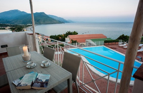 Villammare Apartment | Petrosa Large Sea View Apartment with Pool and Private Beach