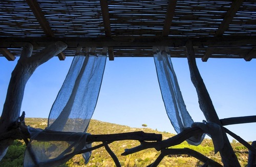 Seccheto House | Pomegranate House 5