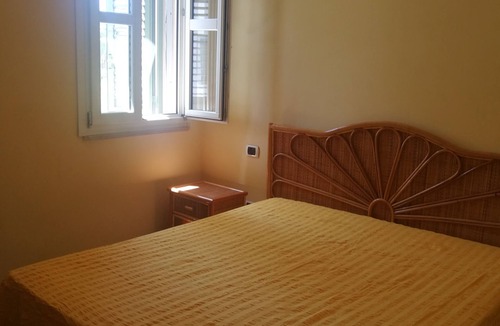 Baia Verde Bed & Breakfast | RELAIS MAFALDA GALLIPOLI BAIA VERDE 3/4 ROOMS AND 2 BATHROOMS