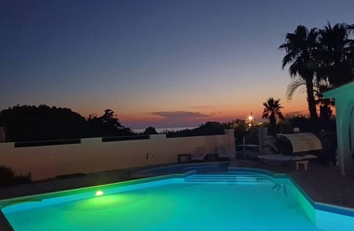 Gallipoli Apartment | Relaxing Apartments with pool,30m from the sea-inside Pizzo Natural Park