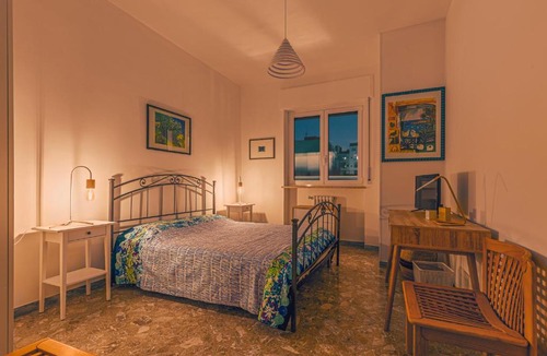 Municipio 2 Apartment | RobertONE Guest House
