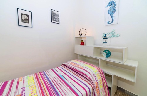 Municipio 2 Apartment | RobertONE Guest House