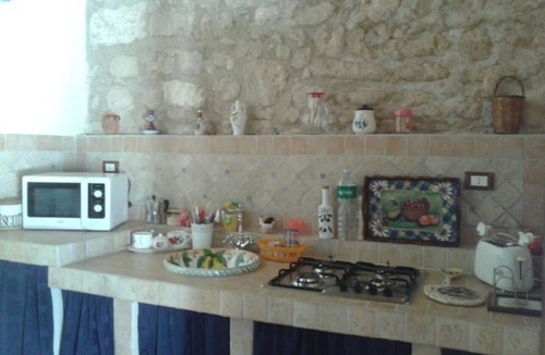 Casa Papa Apartment | Rodosta Tower Arch