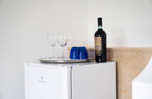 Melendugno Apartment | Room 'I 4 Venti - 3' with Private Terrace, Wi-Fi and Air Conditioning