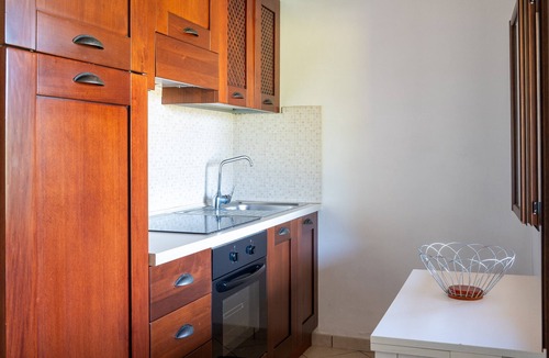 Carpignano Salentino Apartment | Room 'Masseria Giamarra, Pajara 8' with Shared Pool, Wi-Fi and Air Conditioning