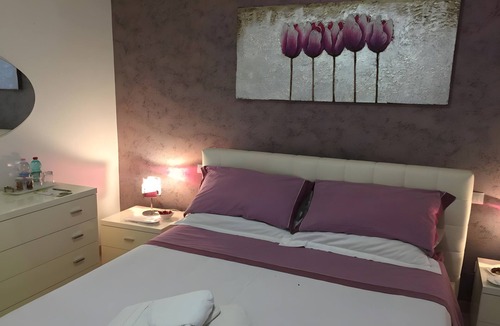 Melendugno Apartment | Room 'N 5 Con Letto King Size' with Shared Pool, Shared Garden and Wi-Fi