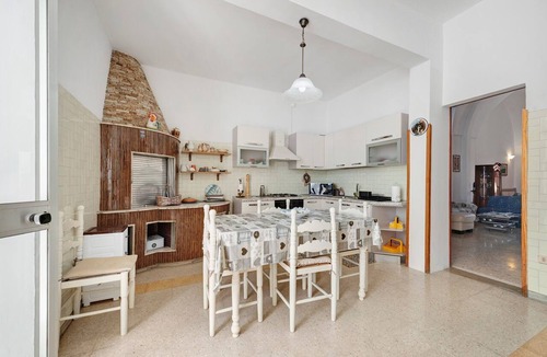 Copertino Apartment | Salento Short Let Apartment: Spacious, Bright, Private Terrace, Garden, Air Conditioning