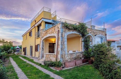 Baia Caddinas Apartment | Sea view, 5 minutes walking from the beautiful clear water beach
